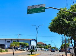 Prefeitura reforça sinalização para caminhoneiros utilizarem o Anel Viário