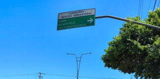 Prefeitura reforça sinalização para caminhoneiros utilizarem o Anel Viário