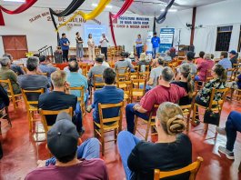 Entrega de certificados marca encerramento de curso sobre Ligação Predial Hidrossanitária em Nova Santa Rosa