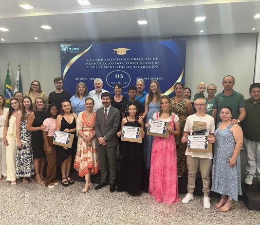 Mais uma turma do projeto “Preparação dos Adolescentes para o Mercado de Trabalho” é formada