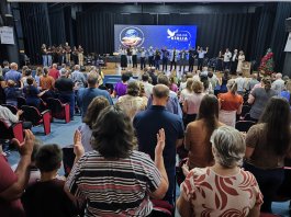 Culto do Dia da Bíblia reúne comunidade cristã em noite de celebração e unidade em Nova Santa Rosa