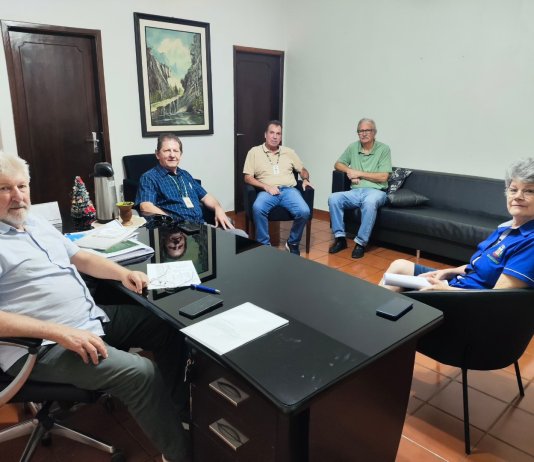 Cohapar visita terrenos para construção de 10 novas moradias populares em Nova Santa Rosa