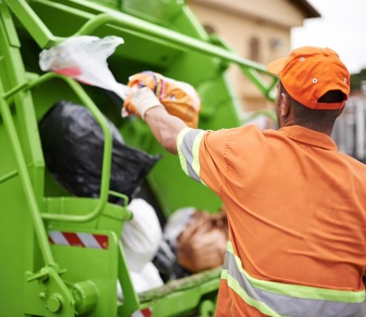 Coleta de lixo orgânico pode sofrer atrasos nesta segunda-feira (02)