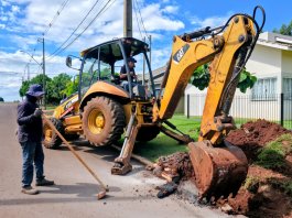Obra de drenagem pluvial está em execução no Loteamento Silva em Nova Santa Rosa