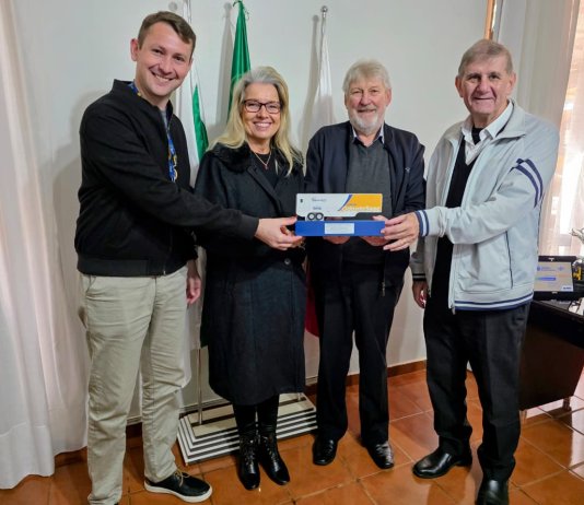 Sesc Paraná homenageia Administração Municipal pela parceria no Projeto OdontoSesc