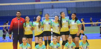 Equipes de Nova Santa Rosa participam de rodada do Campeonato Regional de Voleibol em Guaíra