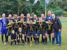 Nova Santa Rosa conquista título da fase macrorregional do Paraná Bom de Bola no Sub-40